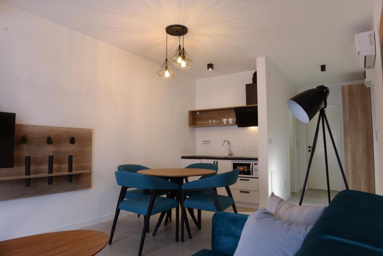 9 * Jagodina