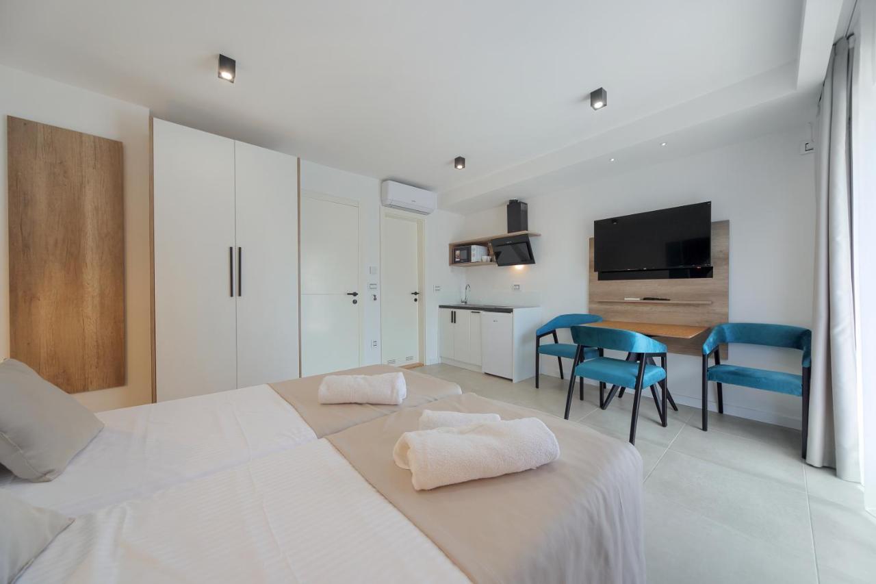 9 * Jagodina