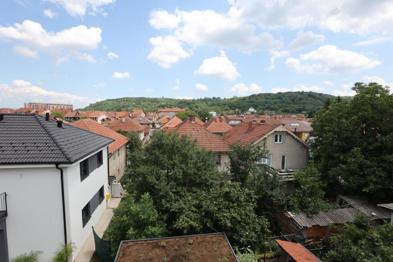 9 Apartment *